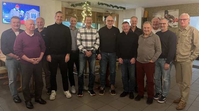 v.l.: Hans, Gernot, Stefan, Michael, Ralf, Hans Werner, Uwe, Klaus, Andreas, Hans, Gernot, Carsten, Peter