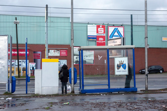 Bis 2017 ein Unort an der Altendorfer Straße, heute durch Umbau etwas vebessert.