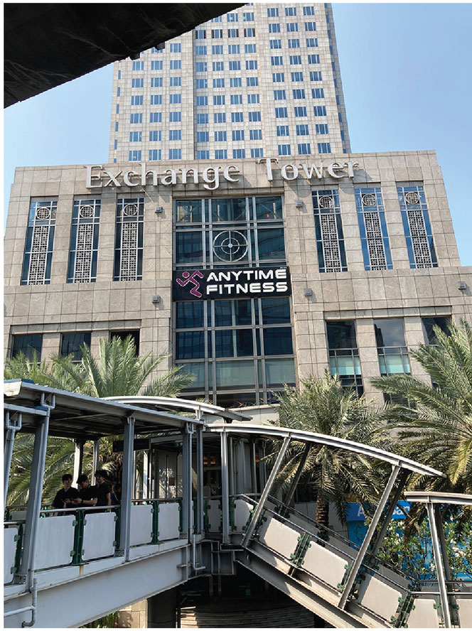 Exchange TowerのLGフロア