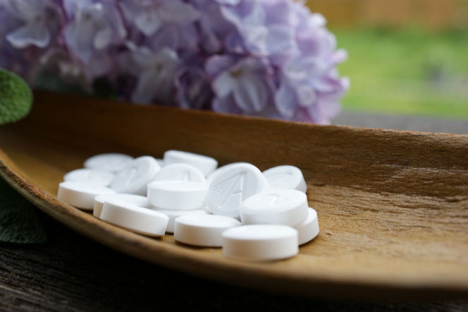 Verschiedene Schüssler-Salze, die individuell auf Ihre Gesundheitsbedürfnisse abgestimmt werden. Entdecken Sie die heilende Kraft der Miineralsalze in der Naturheilpraxis Hinterberg in St.Gallen. 