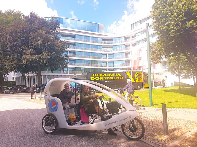 The Fontenay | Hamburg by Rickshaw