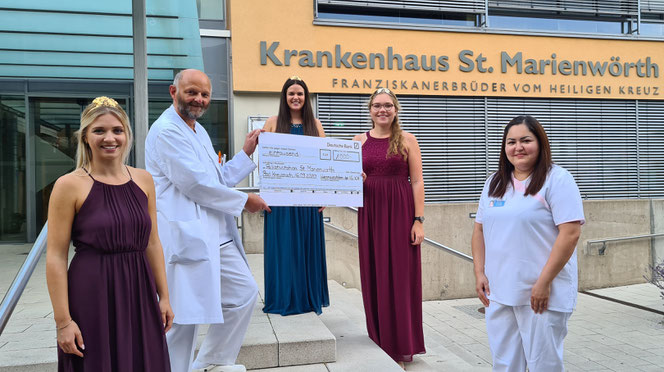Fotos: Franziskanerbrüder vom Heiligen Kreuz