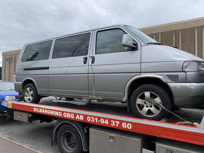 Få snabb betalning och skrotintyg när vi hämtar skrotbil Göteborg tryggt