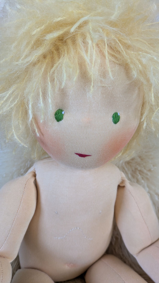 Therapiepuppe für die Kinderphysiotherapie nach z.B. Vojta oder Bobath, Demopuppe, Schulungspuppe, Übungspuppe, weiche bewegliche Therapiepuppe mit anbeugbaren Gliedern, handgemachte Stoffpuppe kaufen, Waldorfart, flexible lebensgroße Babypuppe