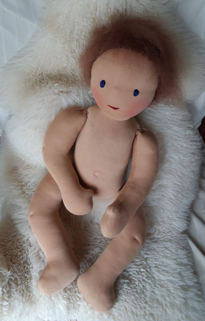 Demopuppe, Therapiepuppe, Vojta Puppe, Kinder-Physiotherapie, Vojta-Therapie, Puppe als Arbeitsmaterial, Waldorfart, Puppe für Bobath, Puppe für Vojta, handgemachte Vojta Puppe kaufen, eigene Vojta Puppe herstellen lassen, individuelle Wunschpuppe