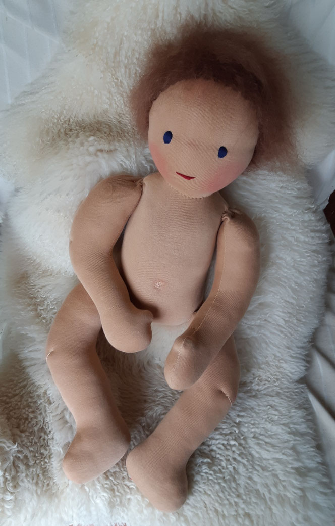 Therapiepuppe für die Kinderphysiotherapie nach z.B. Vojta oder Bobath, Demopuppe, Schulungspuppe, Übungspuppe, weiche bewegliche Therapiepuppe mit anbeugbaren Gliedern, handgemachte Stoffpuppe kaufen, Waldorfart, flexible lebensgroße Babypuppe