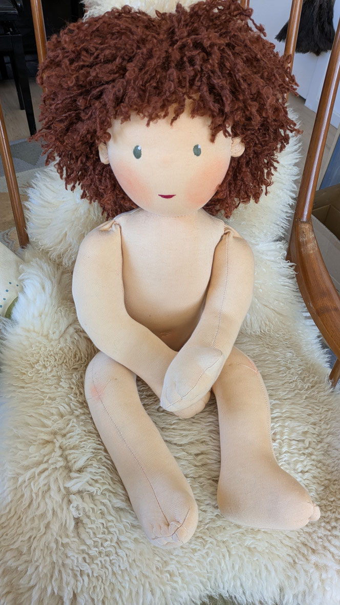 Therapiepuppe für die Kinderphysiotherapie nach z.B. Vojta oder Bobath, Demopuppe, Schulungspuppe, Übungspuppe, weiche bewegliche Therapiepuppe mit anbeugbaren Gliedern, handgemachte Stoffpuppe kaufen, Waldorfart, flexible lebensgroße Babypuppe