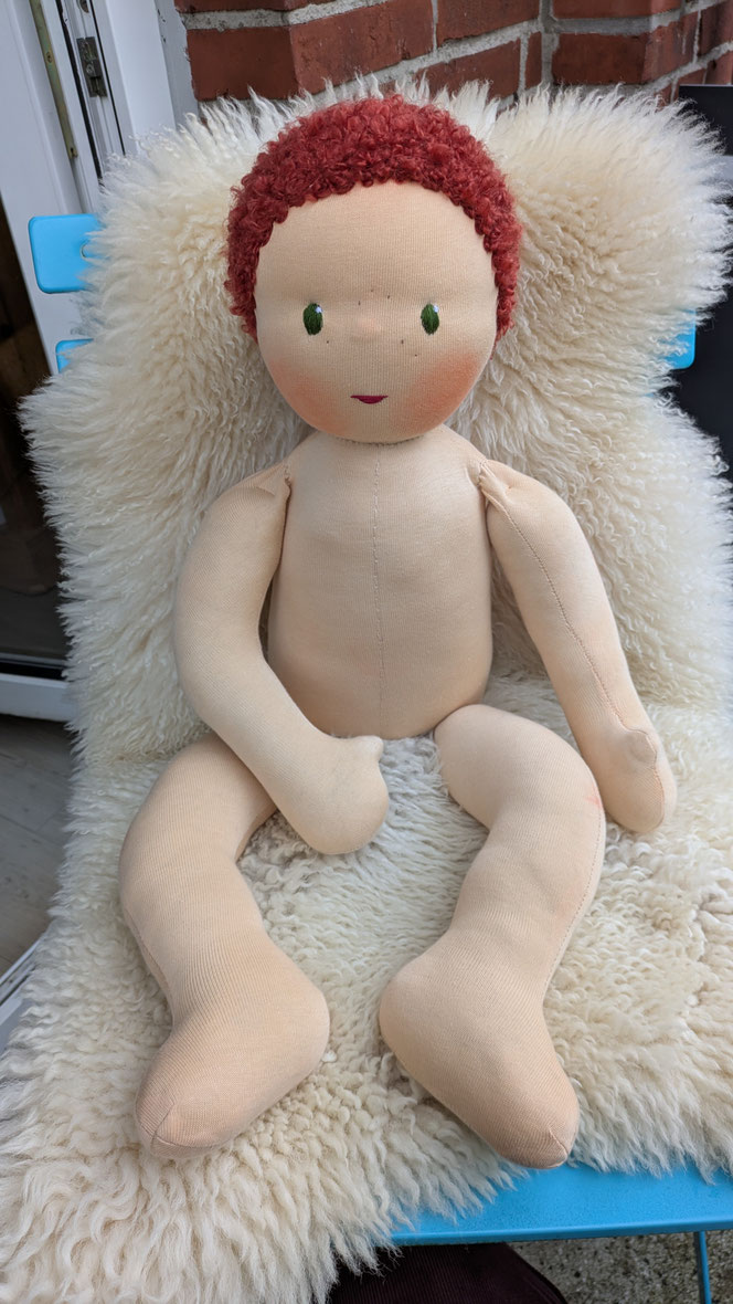 Zukunft-Huber-Puppe, Zukunft-Huber, dreidimensionale manuelle Fußtherapie, Therapiepuppe, Demopuppe, Kinderphysiotherapie, Stoffpuppe mit anbeugbaren Gliedern, eigene Wunschpuppe herstellen lassen, Puppenhandwerk, handgemachte Stoffpuppe kaufen, divers