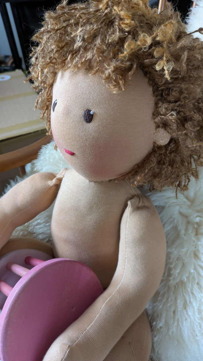 Vojtapuppe, Demopuppe, Bobathpuppe, Puppe für Kinderphysiotherapie, Zukunft-Huber Technik, diverse Puppen, weiche bewegliche Therapiepuppe mit anbeugbaren Gliedern, handgemachte Stoffpuppe kaufen, Waldorfart, eigene individuelle Wunschpuppe