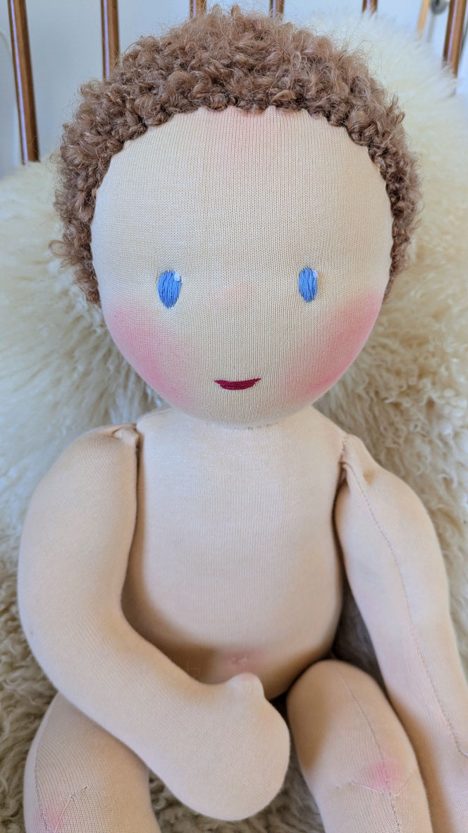 Therapiepuppe für die Kinderphysiotherapie nach z.B. Vojta oder Bobath, Demopuppe, Schulungspuppe, Übungspuppe, weiche bewegliche Therapiepuppe mit anbeugbaren Gliedern, handgemachte Stoffpuppe kaufen, Waldorfart, flexible lebensgroße Babypuppe