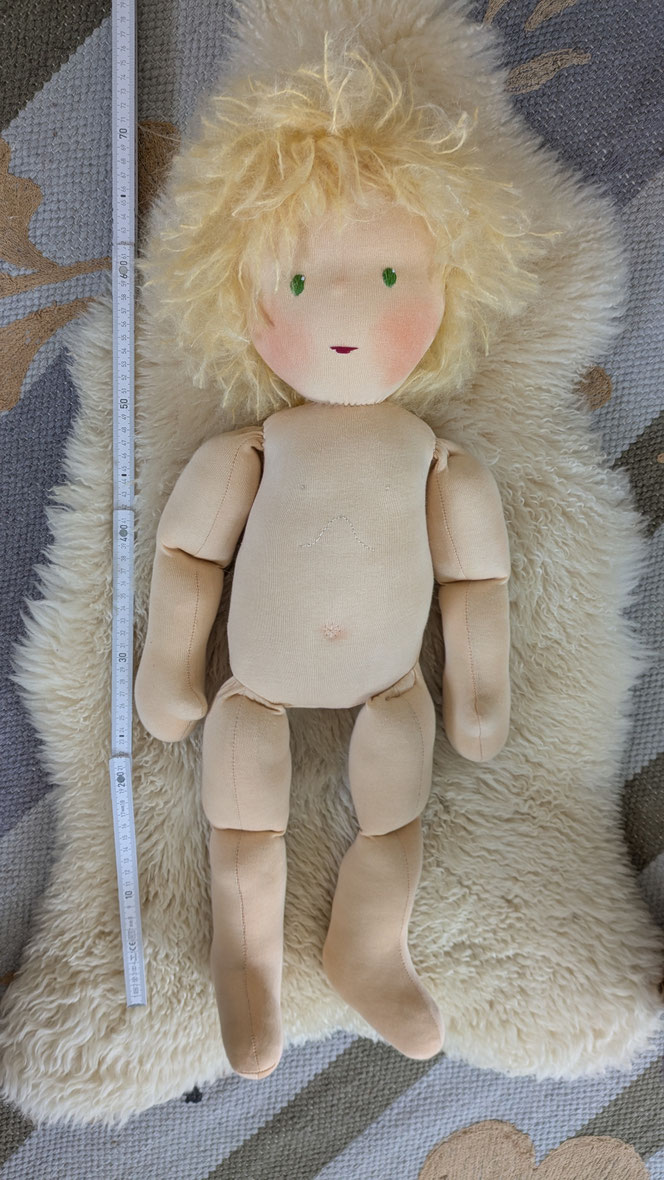 Therapiepuppe für die Kinderphysiotherapie nach z.B. Vojta oder Bobath, Demopuppe, Schulungspuppe, Übungspuppe, weiche bewegliche Therapiepuppe mit anbeugbaren Gliedern, handgemachte Stoffpuppe kaufen, Waldorfart, flexible lebensgroße Babypuppe