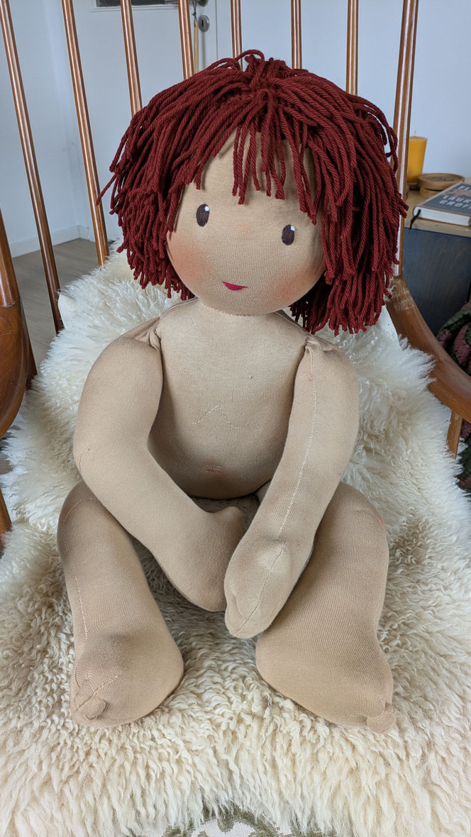 Therapiepuppe für die Kinderphysiotherapie nach z.B. Vojta oder Bobath, Demopuppe, Schulungspuppe, Übungspuppe, weiche bewegliche Therapiepuppe mit anbeugbaren Gliedern, handgemachte Stoffpuppe kaufen, Waldorfart, flexible lebensgroße Babypuppe
