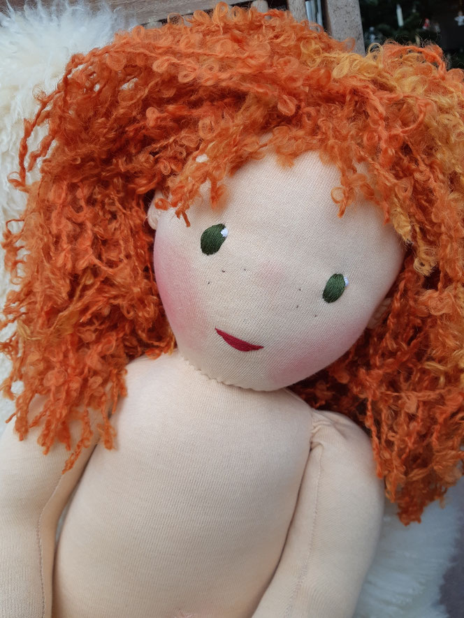 Therapiepuppe für die Kinderphysiotherapie nach z.B. Vojta oder Bobath, Demopuppe, Schulungspuppe, Übungspuppe, weiche bewegliche Therapiepuppe mit anbeugbaren Gliedern, handgemachte Stoffpuppe kaufen, Waldorfart, flexible lebensgroße Babypuppe