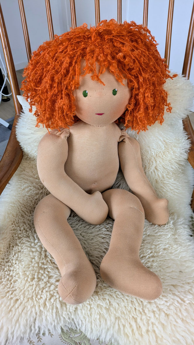 Therapiepuppe für die Kinderphysiotherapie nach z.B. Vojta oder Bobath, Demopuppe, Schulungspuppe, Übungspuppe, weiche bewegliche Therapiepuppe mit anbeugbaren Gliedern, handgemachte Stoffpuppe kaufen, Waldorfart, flexible lebensgroße Babypuppe