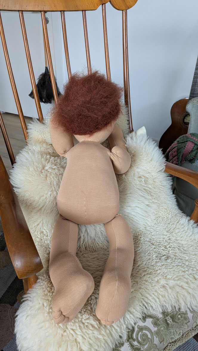 Therapiepuppe für die Kinderphysiotherapie nach z.B. Vojta oder Bobath, Demopuppe, Schulungspuppe, Übungspuppe, weiche bewegliche Therapiepuppe mit anbeugbaren Gliedern, handgemachte Stoffpuppe kaufen, Waldorfart, flexible lebensgroße Babypuppe