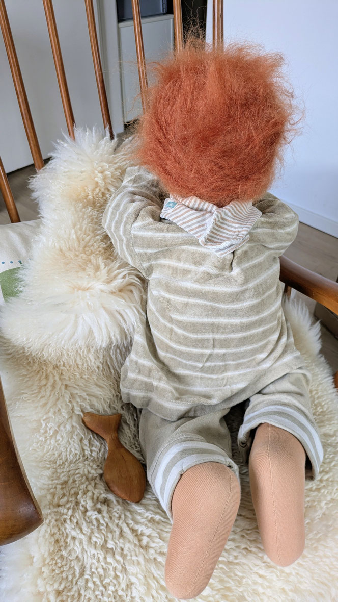 Therapiepuppe für die Kinderphysiotherapie nach z.B. Vojta oder Bobath, Demopuppe, Schulungspuppe, Übungspuppe, weiche bewegliche Therapiepuppe mit anbeugbaren Gliedern, handgemachte Stoffpuppe kaufen, Waldorfart, flexible lebensgroße Babypuppe, Kurspuppe