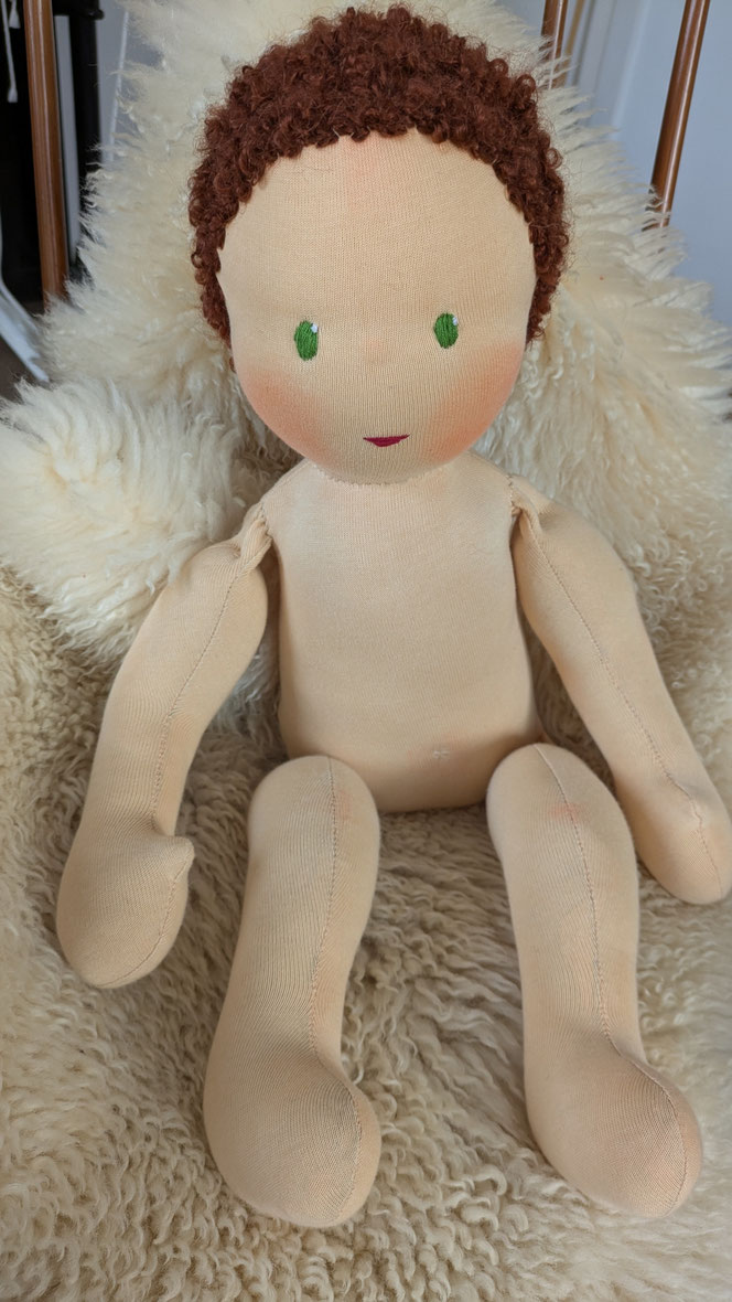 Therapiepuppe für die Kinderphysiotherapie nach z.B. Vojta oder Bobath, Demopuppe, Schulungspuppe, Übungspuppe, weiche bewegliche Therapiepuppe mit anbeugbaren Gliedern, handgemachte Stoffpuppe kaufen, Waldorfart, flexible lebensgroße Babypuppe