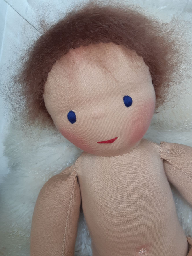 Therapiepuppe für die Kinderphysiotherapie nach z.B. Vojta oder Bobath, Demopuppe, Schulungspuppe, Übungspuppe, weiche bewegliche Therapiepuppe mit anbeugbaren Gliedern, handgemachte Stoffpuppe kaufen, Waldorfart, flexible lebensgroße Babypuppe