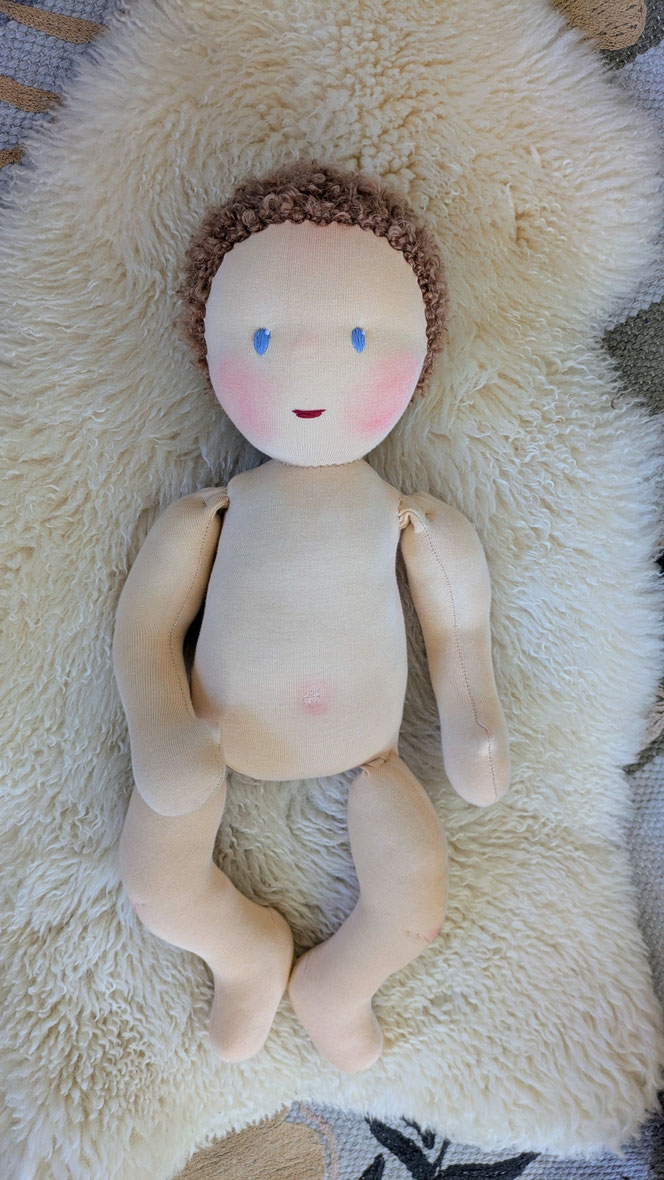 Therapiepuppe für die Kinderphysiotherapie nach z.B. Vojta oder Bobath, Demopuppe, Schulungspuppe, Übungspuppe, weiche bewegliche Therapiepuppe mit anbeugbaren Gliedern, handgemachte Stoffpuppe kaufen, Waldorfart, flexible lebensgroße Babypuppe