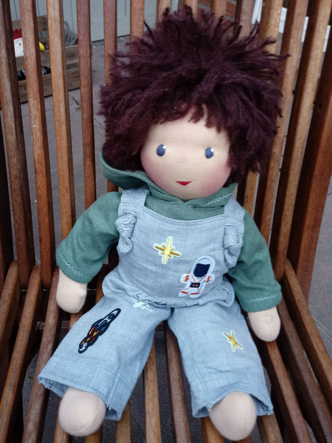Bio-Stoffpuppe, individuelle Puppe, Wunschpuppe, handgemachte Puppe, Handarbeit, Waldorfart, pädagogische Puppe, Puppenhandwerk, Wunschpuppe, ökologische Kinderpuppe, ökofairliebt, Naturmaterial, Puppenfreund