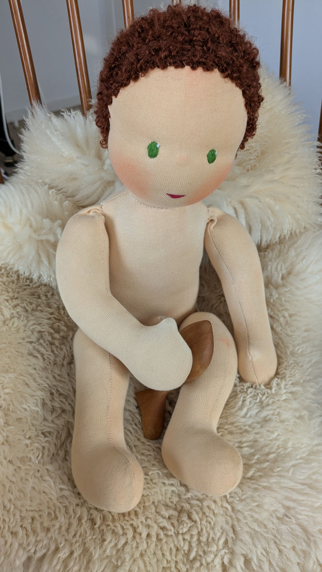Therapiepuppe für die Kinderphysiotherapie nach z.B. Vojta oder Bobath, Demopuppe, Schulungspuppe, Übungspuppe, weiche bewegliche Therapiepuppe mit anbeugbaren Gliedern, handgemachte Stoffpuppe kaufen, Waldorfart, flexible lebensgroße Babypuppe