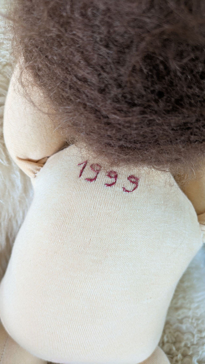 Bobathpuppe, Demopuppe, Therapiepuppe, Vojtapuppe, Waldorfart, handgemachte Stoffpuppe kaufen, Berta Bobath, individuelle Wunschpuppe, weiche bewegliche Babypuppe mit anbeugbaren Gliedern, Palliativpflege Hilfsmittel