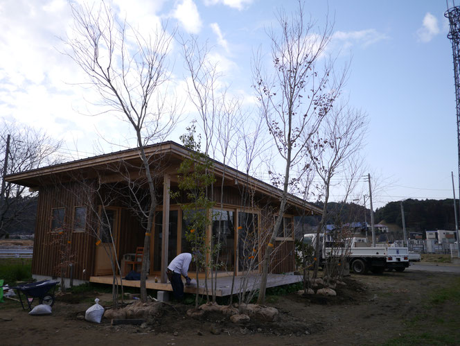 武田屋作庭店　庭づくり　雑木の庭　MELE 　睦沢町　パン屋　森 MORI