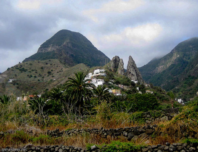 Hermigua mit dem Zwillingsfelsen