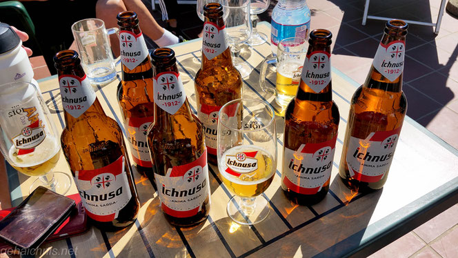 ....hat das Birra Ichnusa die richtige Temperatur.