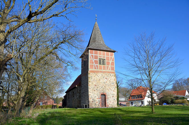 Baudenkmal Johannes-der-Täufer-Kirche in Loxstedt-Bexhövede, Cuxhaven