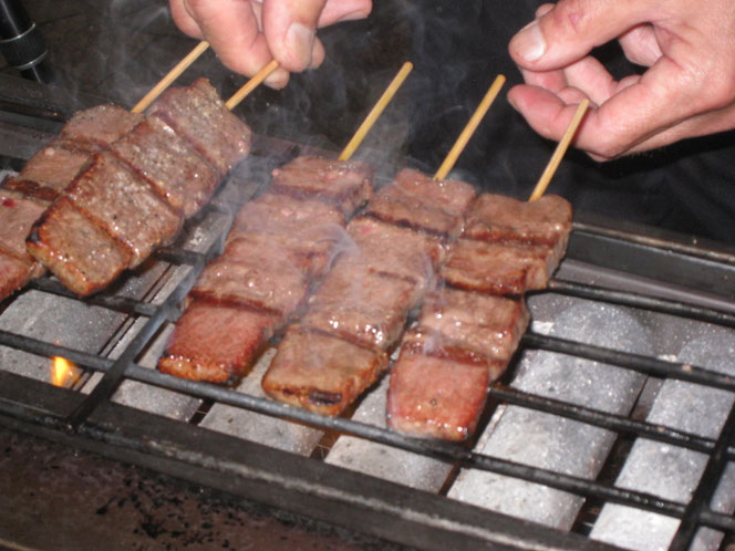 飛騨牛串焼き
