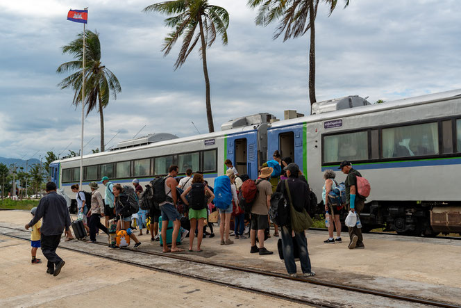 Royal Railways Cambodia Train08 KIHA183