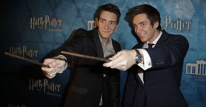 James et Oliver Phelps à la Cité du Cinéma à St Denis le 2 avril 2015 (Crédits : Paris Match)