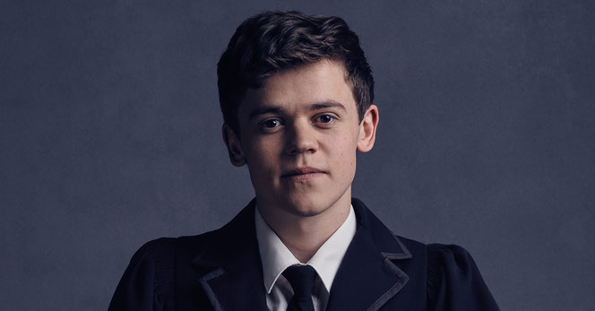 Sam Clemmett interprète Albus Potter, le fils d'Harry, dans la pièce "Harry Potter et l'Enfant Maudit"