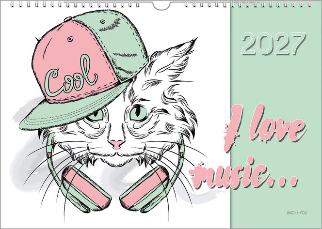 A music calendar for children in the Bach Shop: In the left two-thirds against a white background is a cute cat with a cap and headphones. The light green third on the right shows the year in green at the top and the title in pink at the bottom.