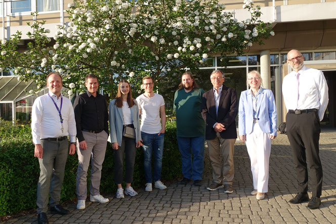 Prof. Götz Walter, Prof. Dirk Seffens, Nora Imhof, Dietmar Seitz, Andreas Michel, Roland Altvater, Prorektorin Reichle, Rektor Spägele