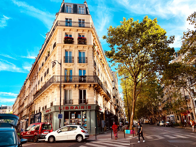 Book store in Rue de Charonne