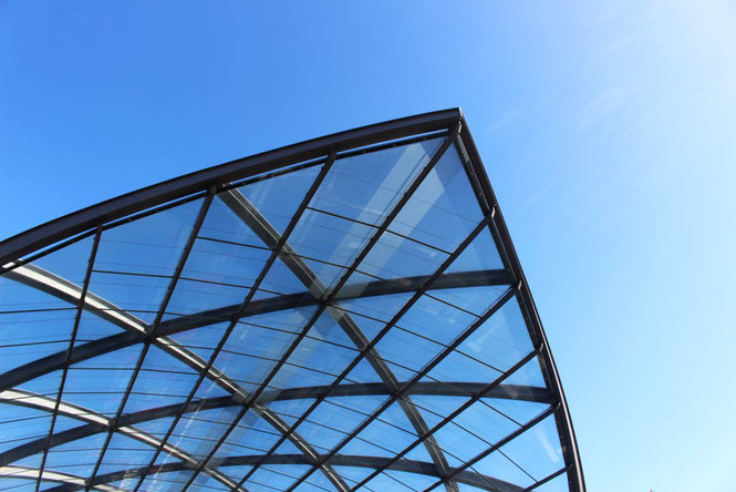 Elbbrücken Station roof