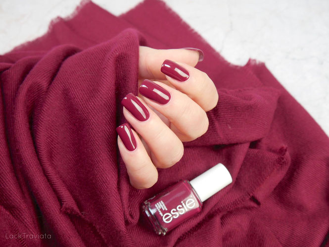 essie • nailed it (EU 516) • Congrats Collection