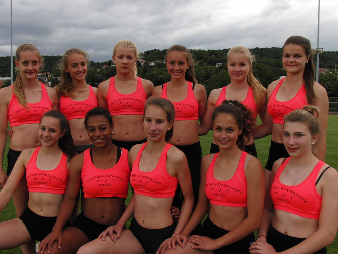 Auf dem Bild von oben links: Anne Meister – Rebecca Biskamp – Carolin Friedrich – Laura Ivisic – Leonie Frank – Paula Rücker Zoe Böttcher – Laury Carilus – Merle Hinz – Rebecca Kallweidt – Lovina Löber