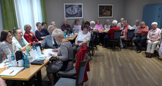 Treffen der Sparkassen-Senioren im Hotel Köhler (Foto: Hans Pfaff)