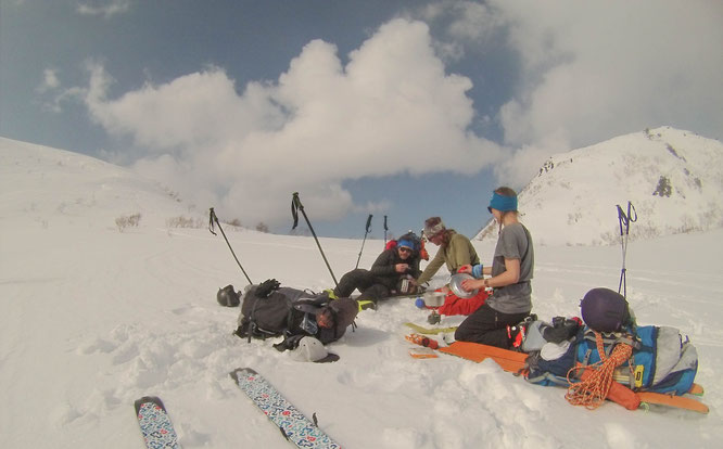 Niseko 7 peak crossing