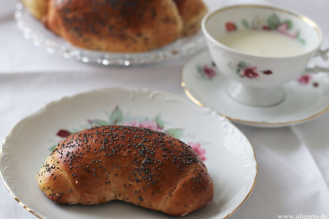 Mohnhörnchen mit nativem Olivenöl extra gebacken Oligarto Rezepte