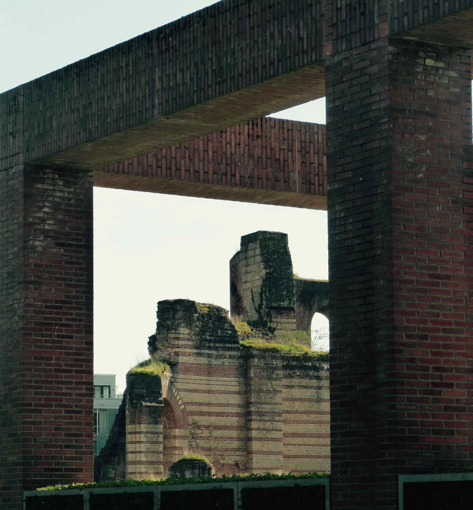 Antike Überreste der Kaisertherme. 