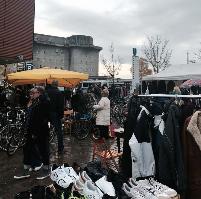 Der Flohmarkt im Karolinenviertel findet jeden samstag statt