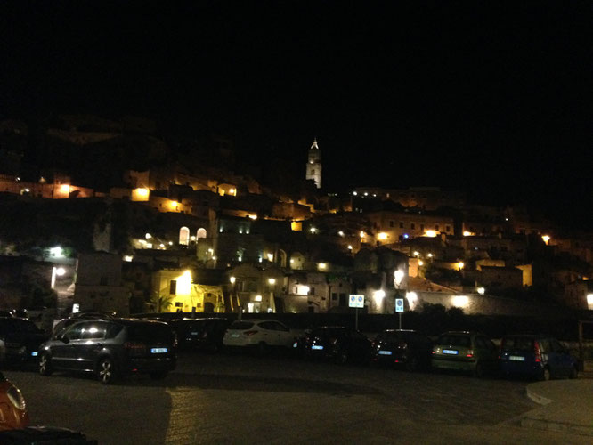 Matera bei Nacht