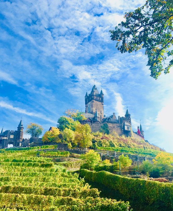 Auch ohne Bildbearbeitung sieht die Reichsburg in Cochem echt märchenhaft aus. 