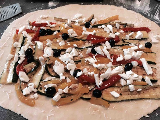 Grillgemüse und Mozzarella - meine Lieblingsfüllung für neapolitanische Brötchen