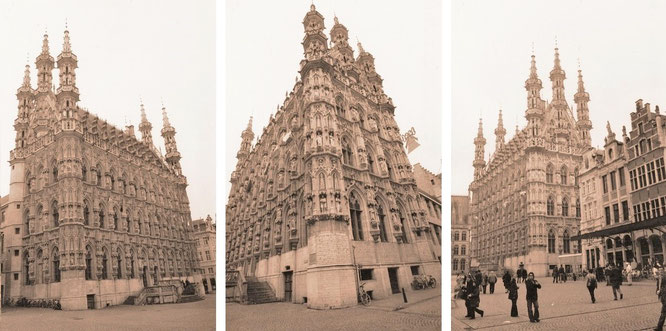 Das wahrscheinlich schönste Gebäude Belgiens: "Löwen - Leuven - Louvain: Town Hall, Brabantine Late Gothic style, 1448 - 1469."