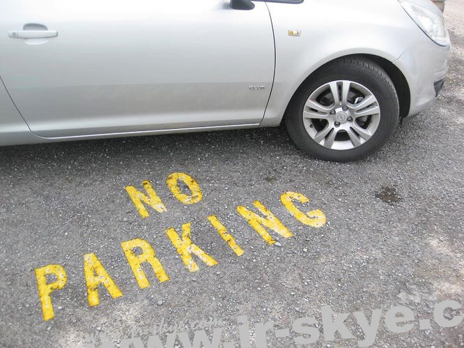 Achtung! Parken verboten! 